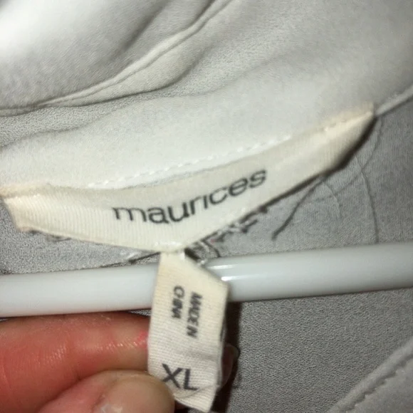 Maurices Ivory Blouse - Picture 3 of 3